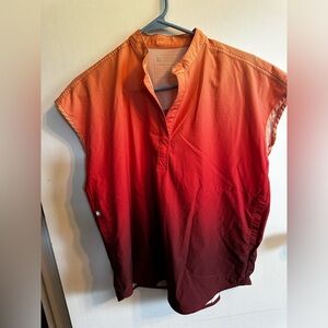 Figs oversized scrub top. Color= ombré sunrise